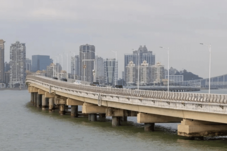 港珠澳大橋停用