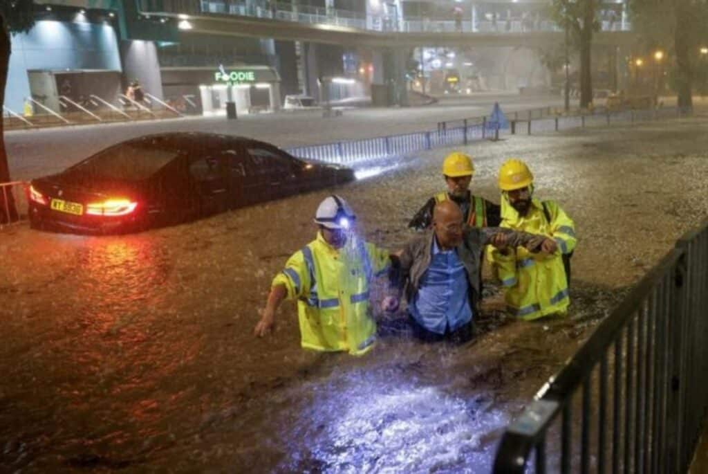 天文台紅雨黑雨
