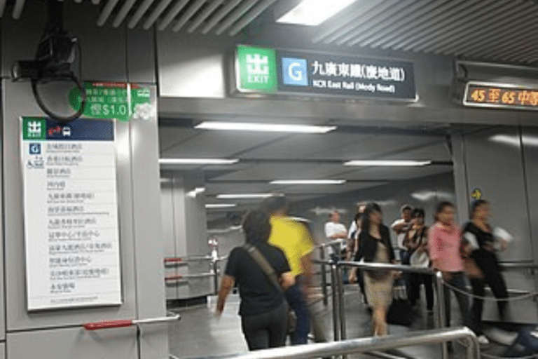 尖沙咀站集體逃票網民熱議