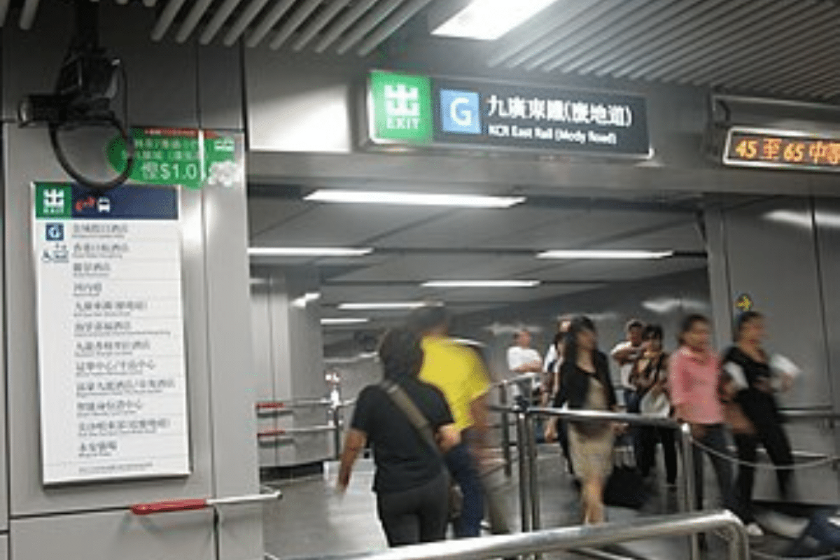 尖沙咀站集體逃票網民熱議